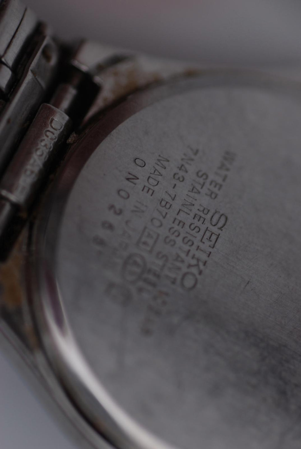 Seiko 7N43-7B70 Spirit Quartz Arabic Numerals Field Watch 36mm