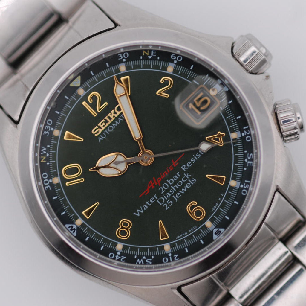 Seiko Red Alpinist SCVF009 green dial with red text, 4S15 movement, vintage Japan
