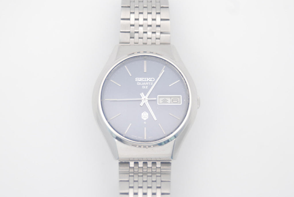 Seiko QZ 0923-8010 Blue Dial Day Date