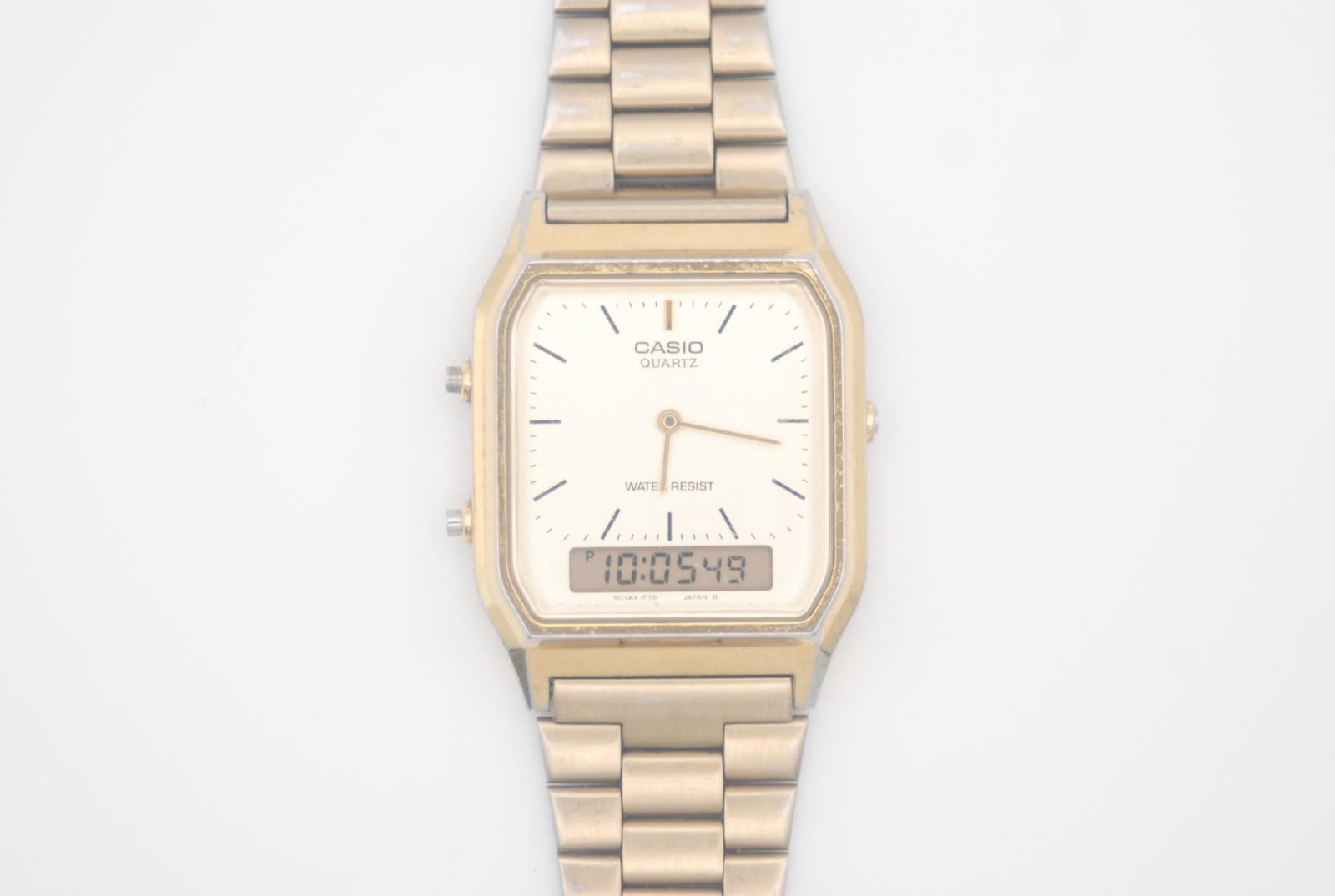 Casio AnaDigi AQ-230