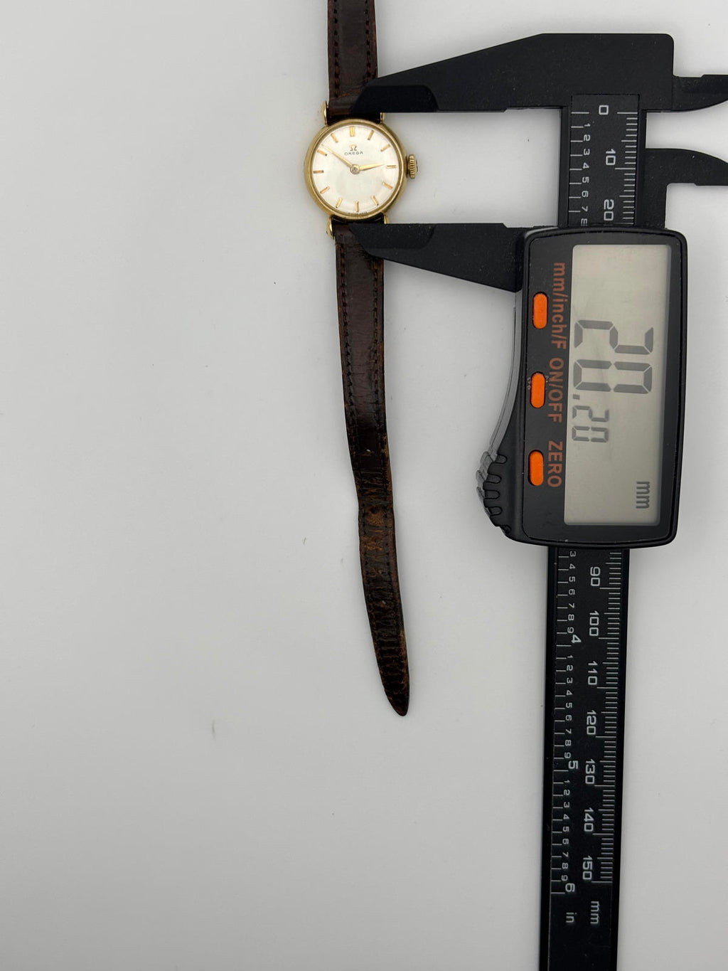 Omega 18k Solid Gold Ladies Manual Wind Watch 20mm - Just Serviced