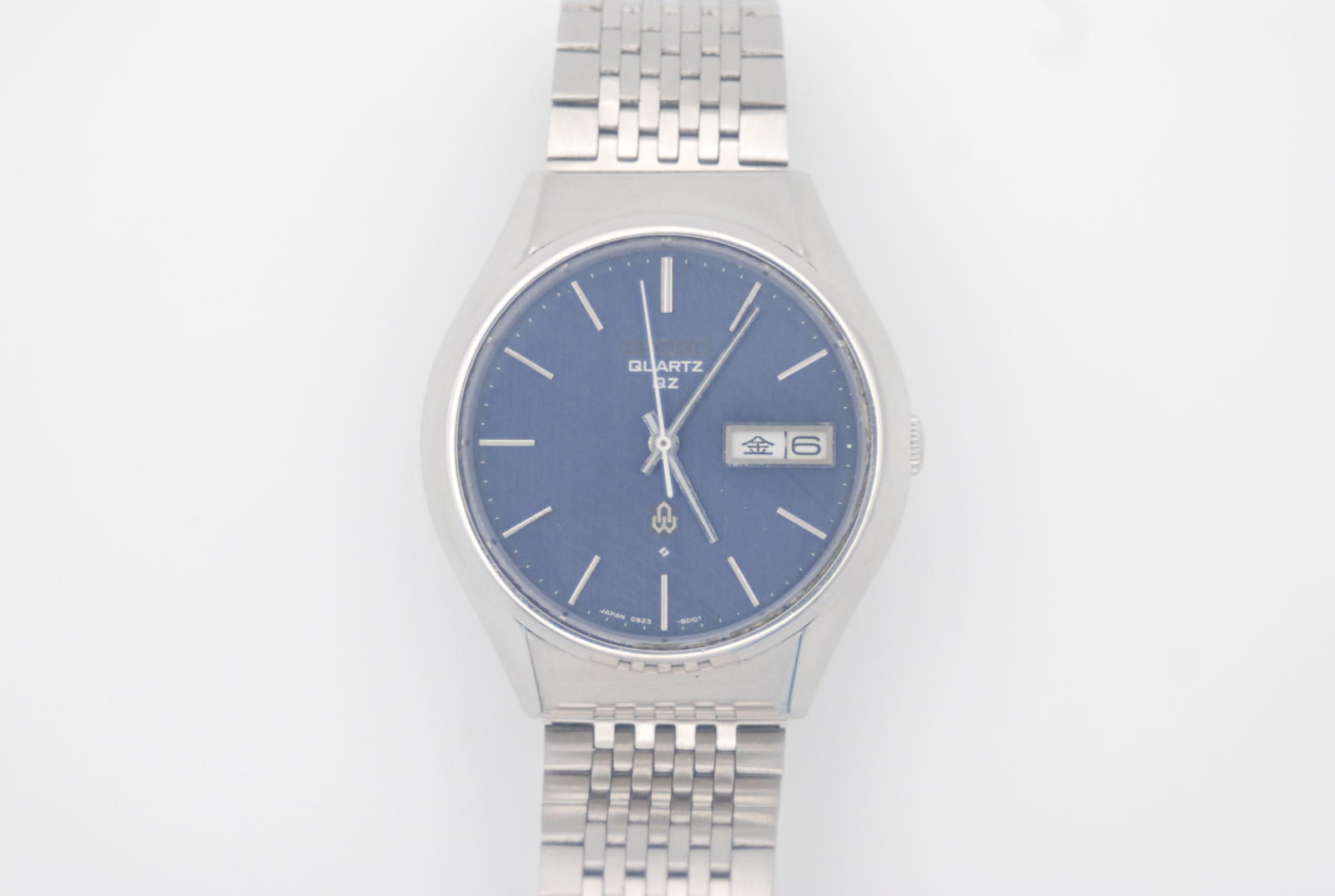Seiko QZ 0923-8010 Blue Dial Day Date