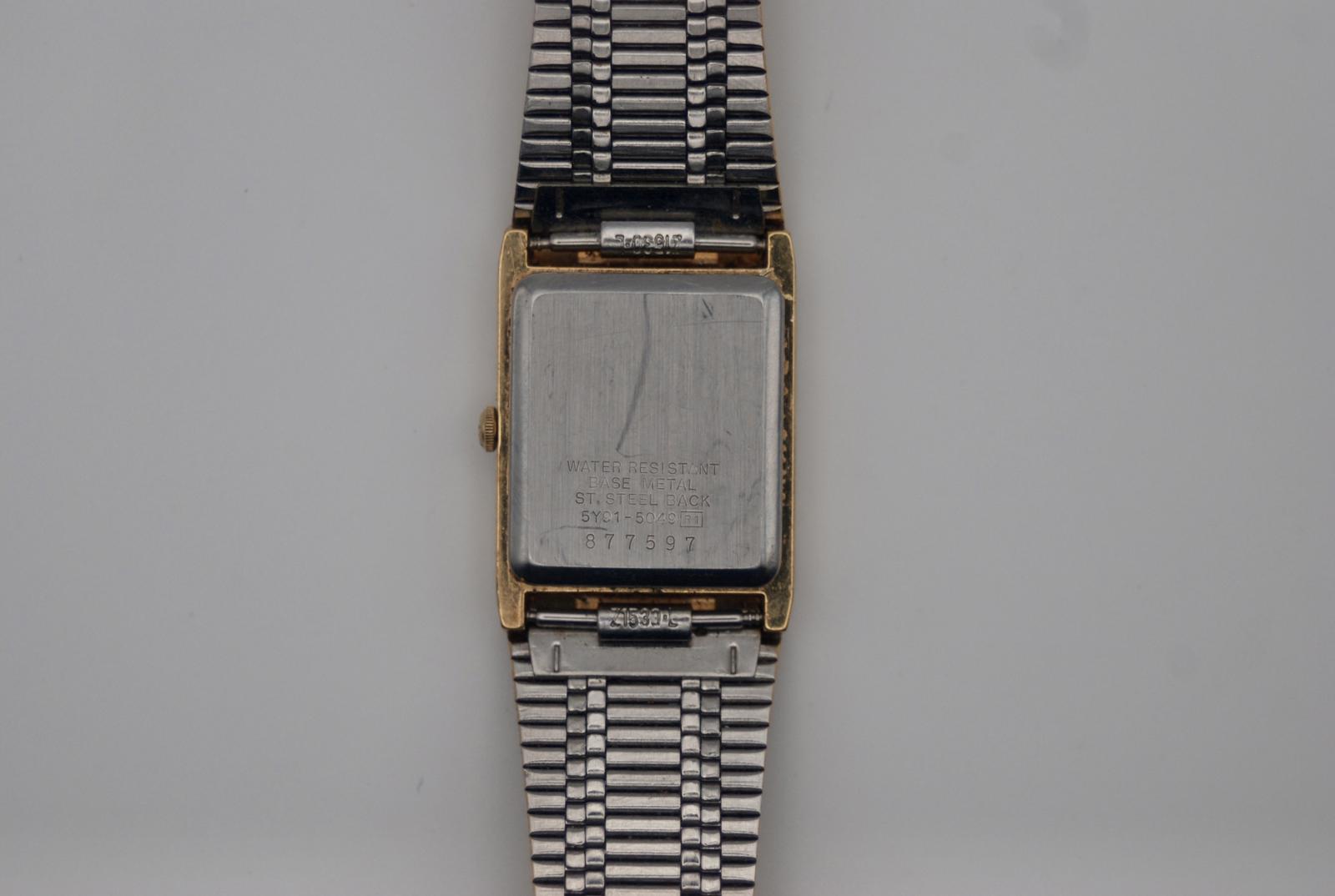 Seiko 5Y91 Gold Tone Brick Bracelet Tank Quartz Watch