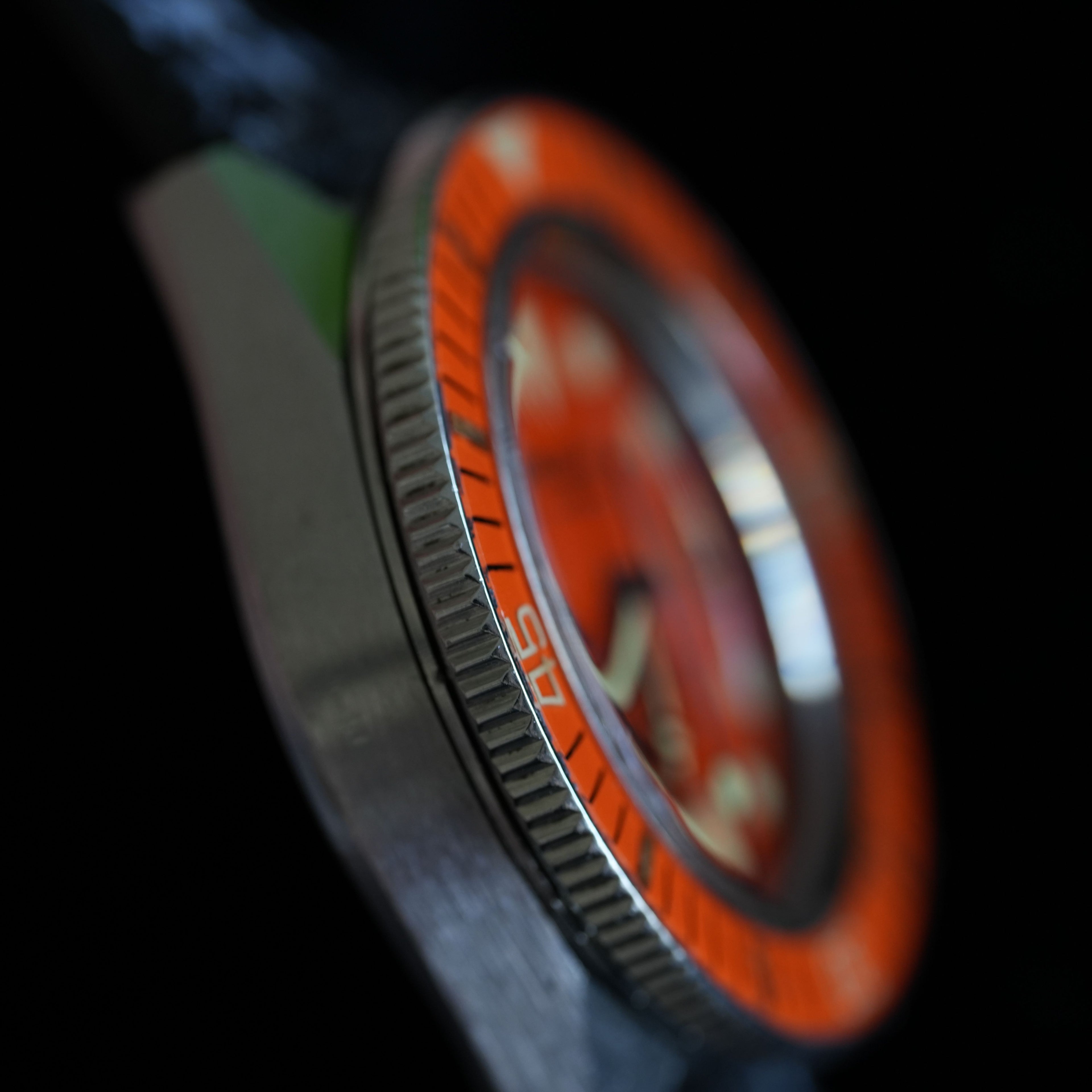 Philip Watch Caribbean 1500 Orange 715 Case Bakelite Bezel