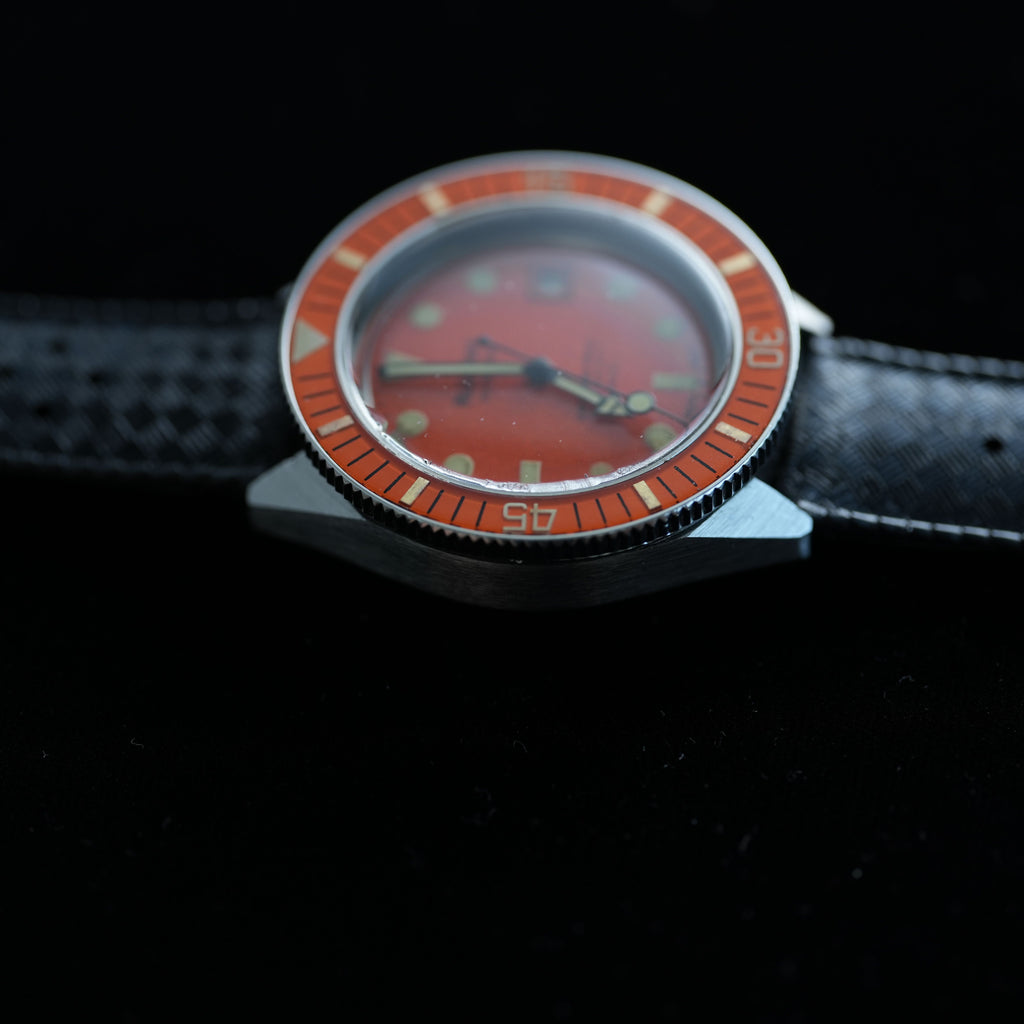 Philip Watch Caribbean 1500 Orange 715 Case Bakelite Bezel