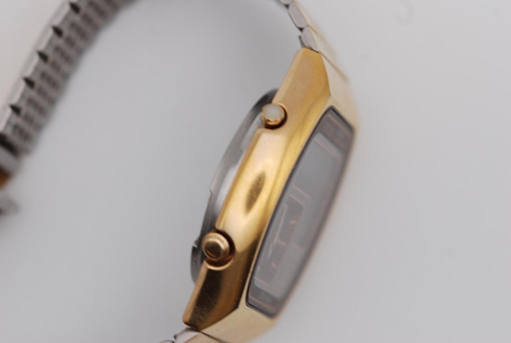 Citizen 41-9524 Digi-Ana Chrono Alarm Chime Digital Analog Watch LC Display