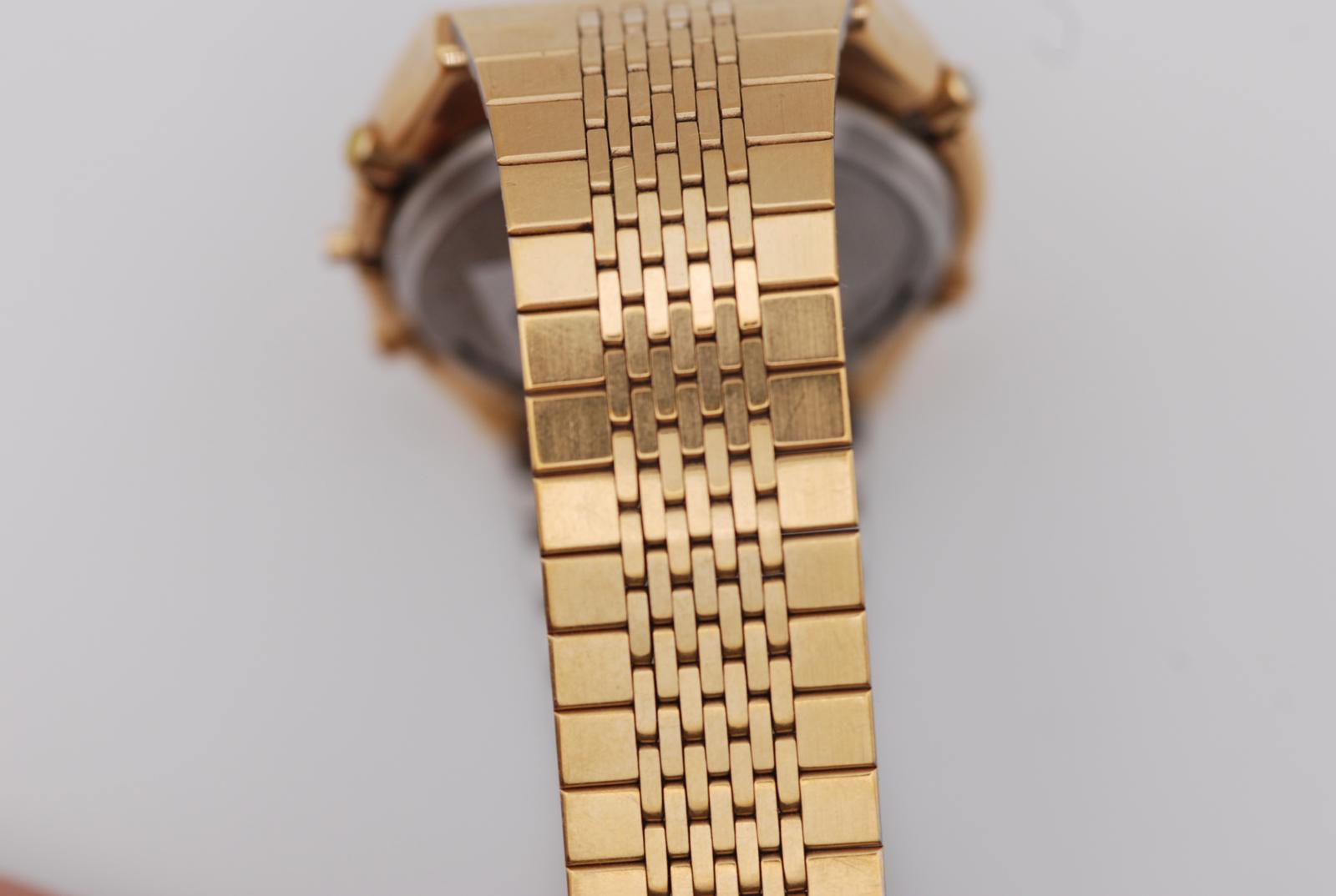 Citizen 41-9524 Digi-Ana Chrono Alarm Chime Digital Analog Watch LC Display