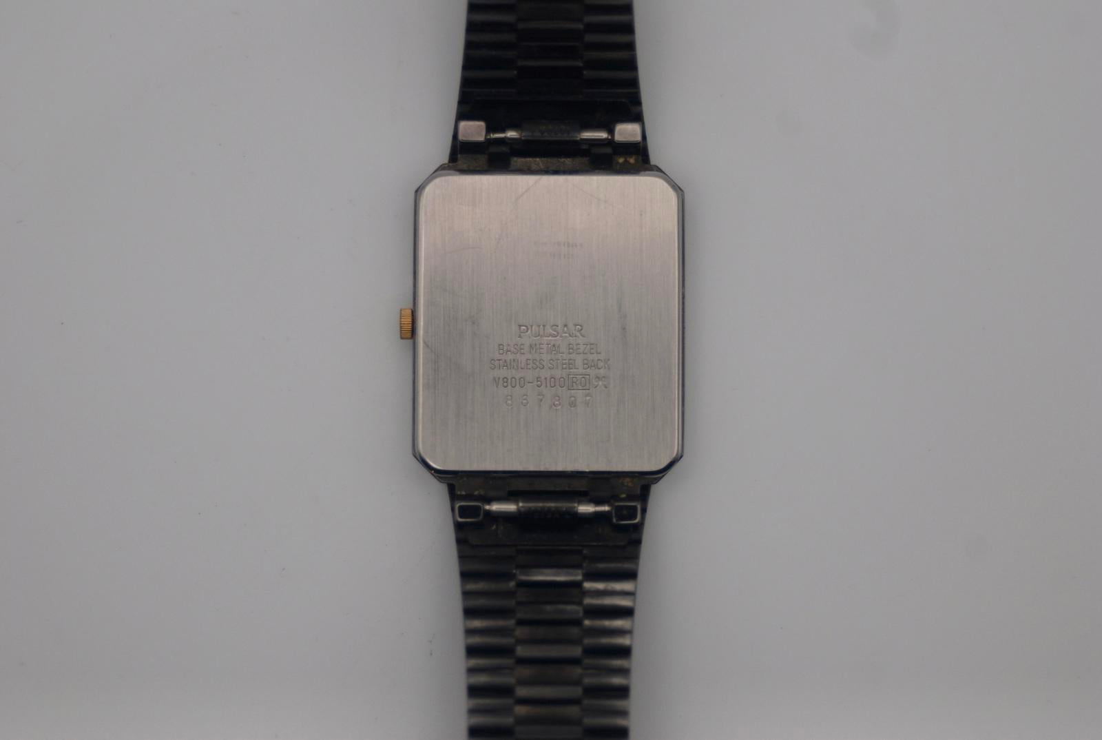 Seiko Pulsar Y800-5100 New Old Stock With Box and Papers