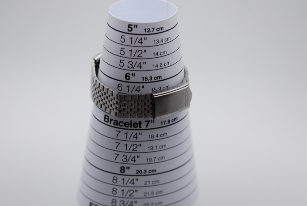 Seiko 7N43-7B70 Spirit Quartz Arabic Numerals Field Watch 36mm